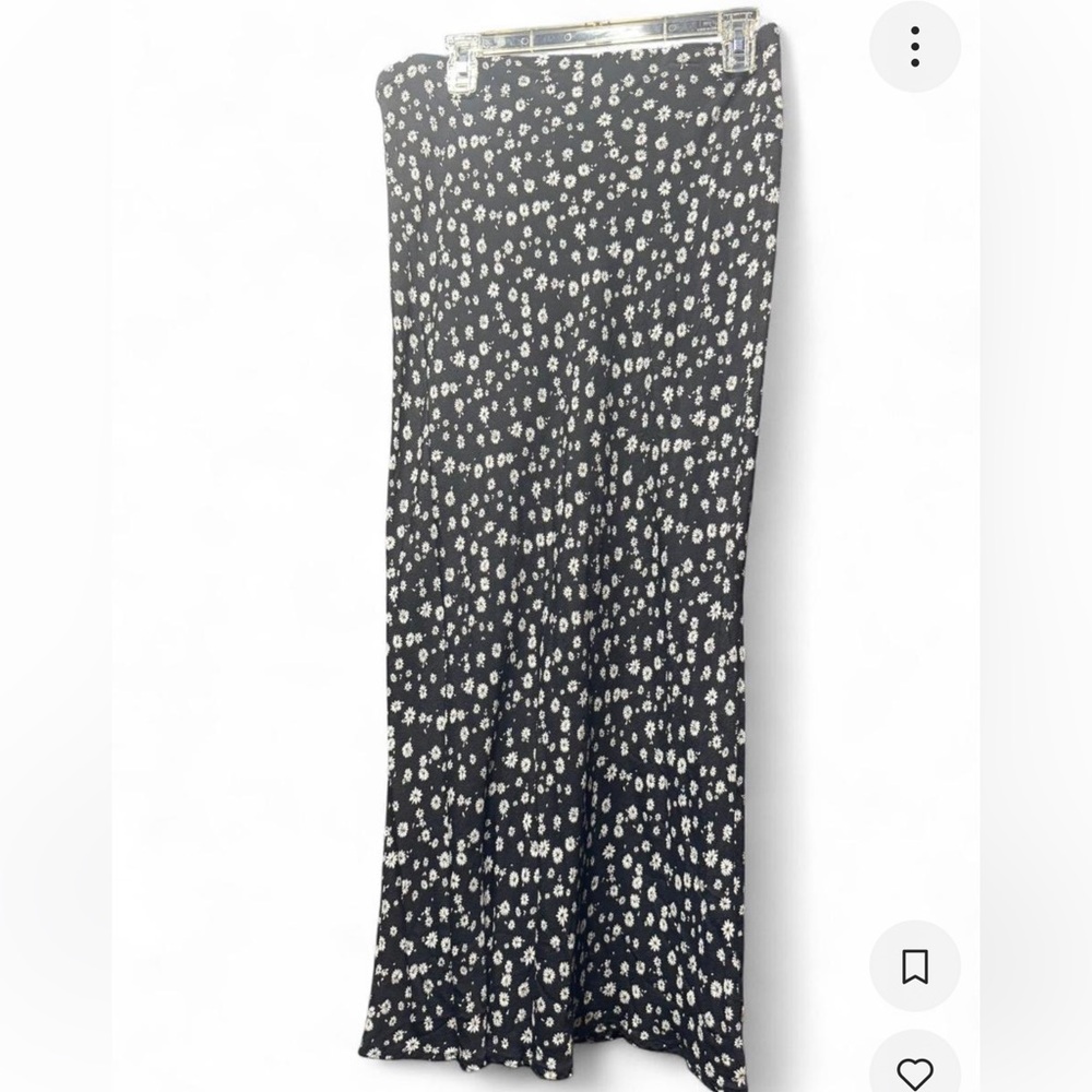 Wild Fable Black and White Floral Skirt
